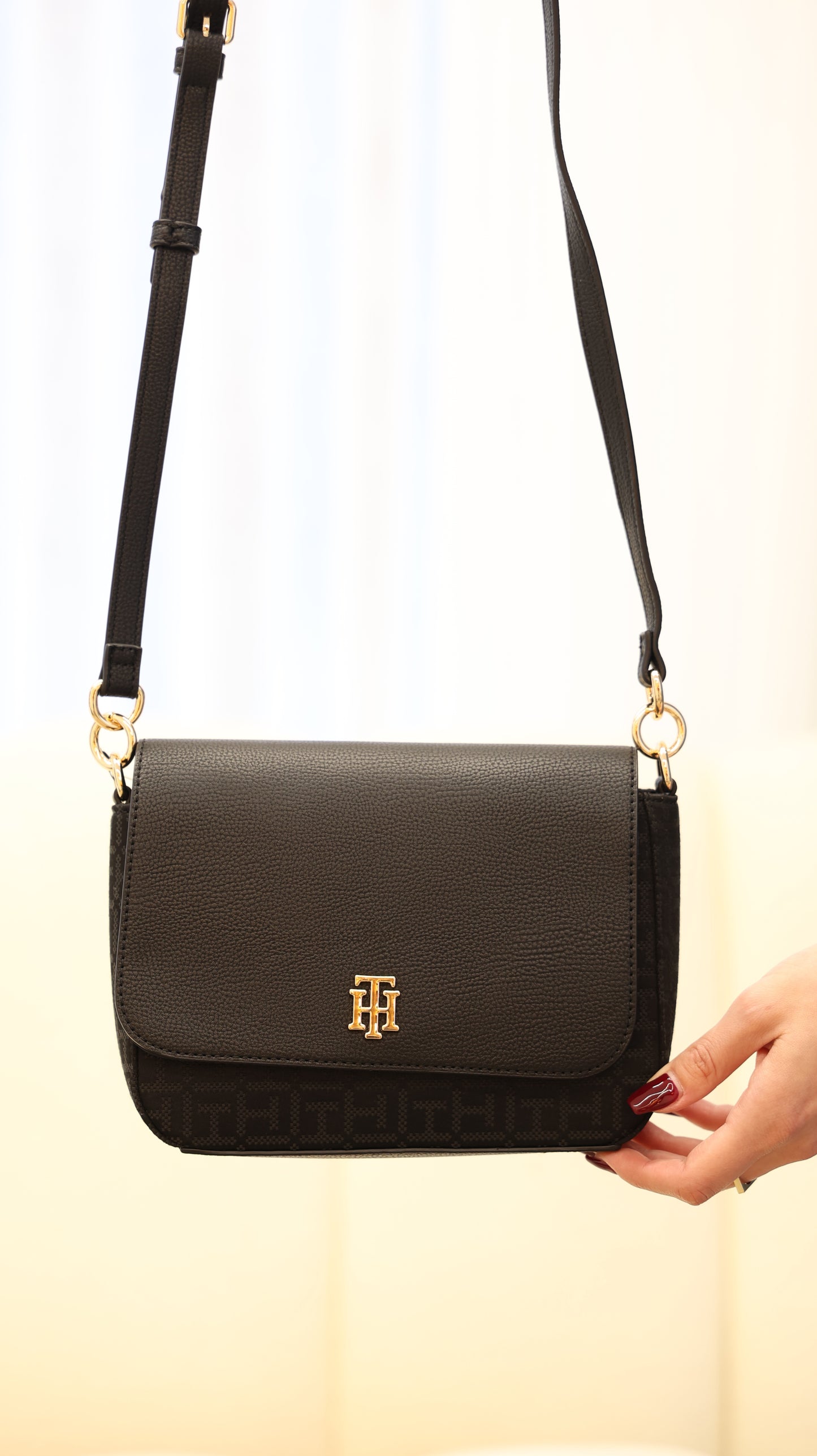 Tommy Hilfiger